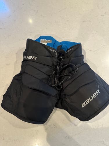 Junior L/XL Bauer GSX Hockey Goalie Pants (Used)