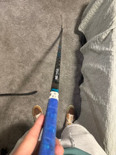 Senior Bauer Twitch Right Handed Hockey Stick (Used)