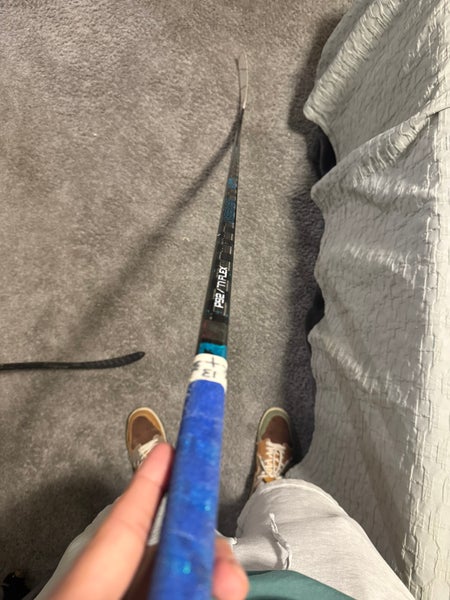 Senior Bauer Twitch Right Handed Hockey Stick  (Used)