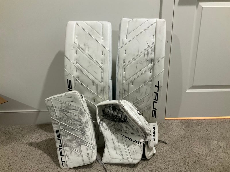 31" 2024 True 7X3 Regular Goalie Full Set (Used)