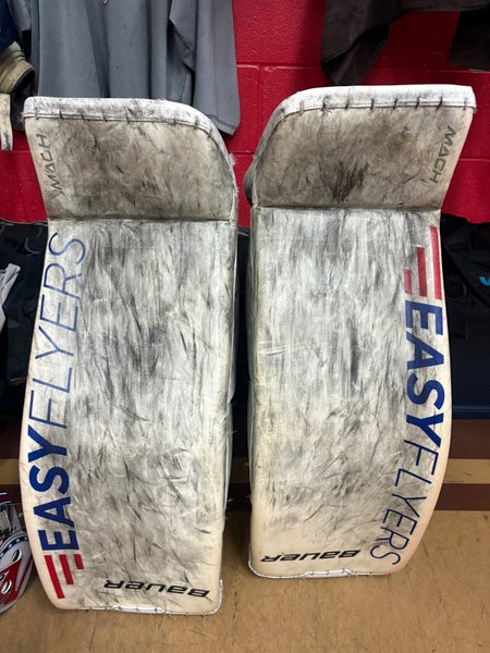 35"  Bauer MACH Goalie Leg Pads (Used)