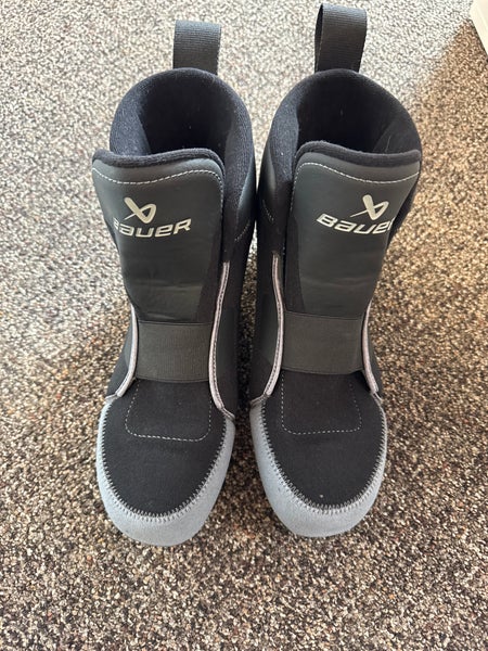 2025 Bauer Konekt 2 foot bed boots only for Hockey Goalie Skates Regular Width 8 (New)