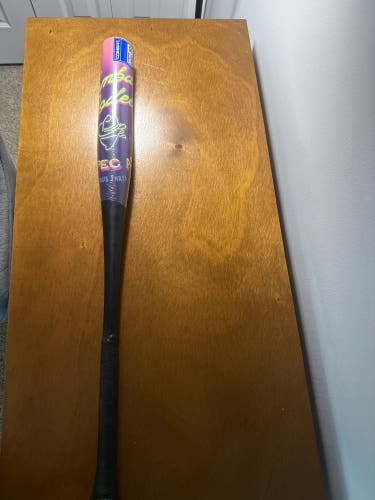 2025 Combat MFG Spec A1 Alloy BBCOR Certified Bat (-3)  30 oz 33" (New)