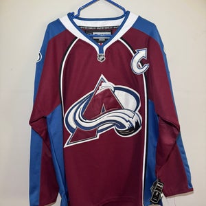 2009–11 Reebok Colorado Avalanche Adam Foote #52 Official Home Jersey – 52 – NWT