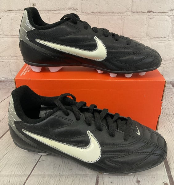 Nike 442126-010 Premier III FG-R JR Youth Soccer Cleats Black White Silver US 1Y