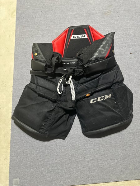 Senior Medium CCM CCM Pro Hockey Goalie Pants (Used)