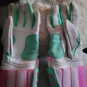 Youth Large Batting Gloves (New)