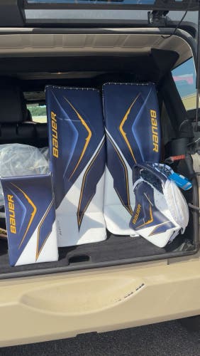 34" 2025 Bauer Flylite Regular Goalie Full Set Pro Stock (Used)