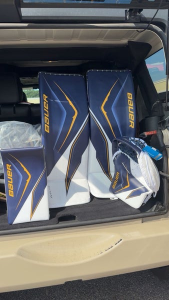34" 2025 Bauer Flylite Regular Goalie Full Set Pro Stock (Used)