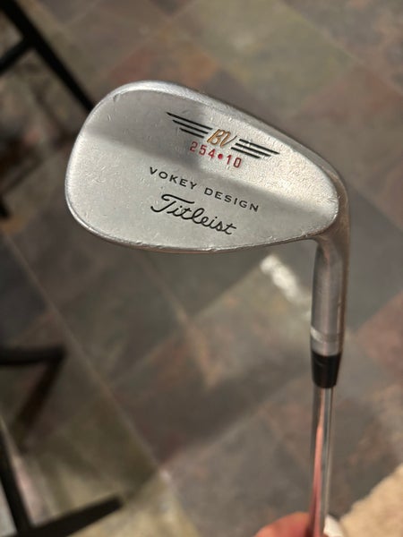 Men's Titleist BV Vokey Right Handed Wedge Regular Flex 54 Degree Steel Shaft (Used)