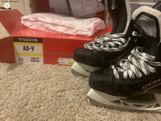 2024 CCM AS-V Hockey Skates Regular Width Size 5.5 (New)