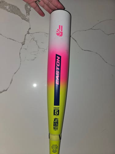 2025 Easton EUT6DUB5 USSSA Certified Bat (-5) 26 oz 31" (New)