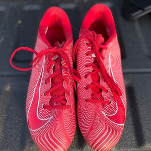 Red Unisex Size M 11.5 (W 12.5) Adult Nike Low Top Vapor Turf Cleats (Used)