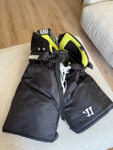 Small Senior Warrior Alpha LX PRO Hockey Pants  (Used)