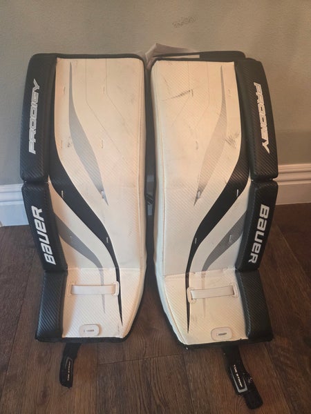 26" Bauer Prodigy Goalie Leg Pads (Used)