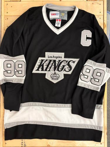 Black Size 52 Men's CCM Jersey (Used)