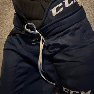 Medium Senior CCM hp31 Hockey Pants Pro Stock (Used)
