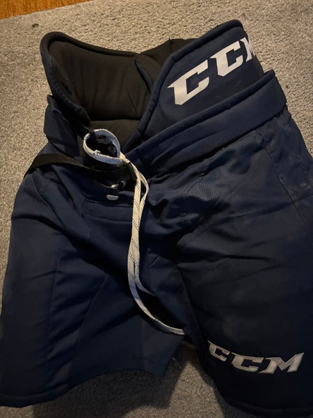 Medium Senior CCM hp31 Hockey Pants Pro Stock (Used)