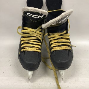 Used CCM AS 550 Senior Hockey Skate Senior 5 11851-S000036402