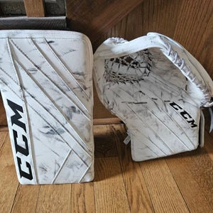 CCM Extreme Flex 5.9 Regular  (Used)