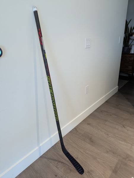 Intermediate Sher-Wood Rekker Legend Pro Left Hand Hockey Stick PP92 (Used)