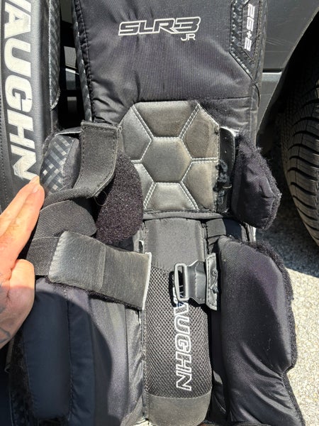 26" Vaughn Slr3 Goalie Leg Pads  (Used)