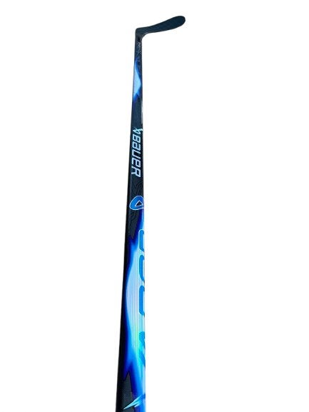 NEW P28 55 Flex Bauer Flylite Right Handed Intermediate Hockey Stick