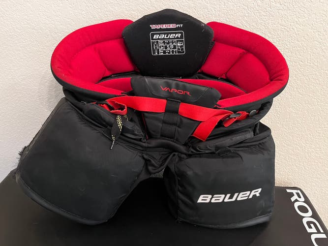 Junior Small Bauer Vapor X2.9 Hockey Goalie Pants  (Used)