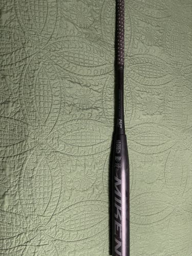 2023 Miken Freak 23 Maxload Composite Bat  (-7) 27 oz 34" (Used)