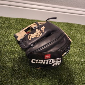 2025 Rawlings RH Outfield Heart of the Hide Baseball Glove 11.75" (New)