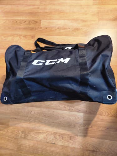 CCM PLAYER PRO CORE CARRY BAG - BLACK 32"