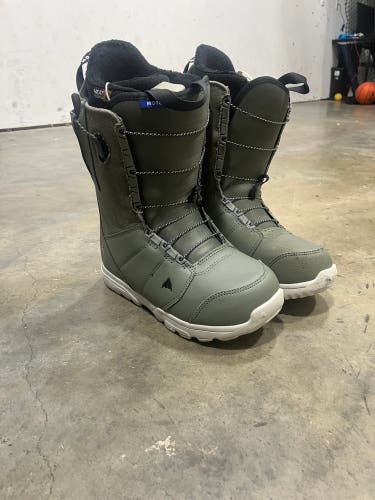 Men's Size M 8.0 (W 9.0) Burton Imprint 1 Snowboard Boots All Mountain (Used)