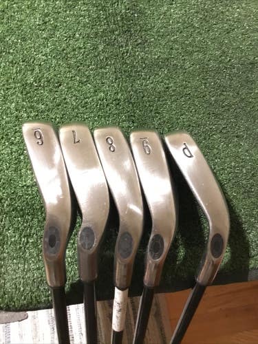 Callaway Left Handed X18 Irons Set (6-PW) Regular System 75cw Graphite (READ)