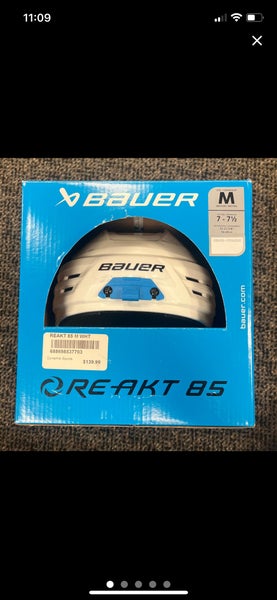 White Medium Bauer Re-Akt 85 Helmet (New)