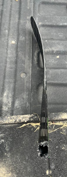 Broken* Right Handed Blade