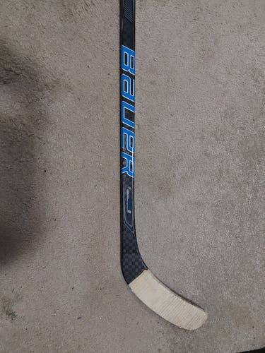 Bauer Nexus Senior Right Handed Hockey Stick P88