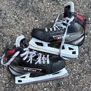 Intermediate CCM FT460 Hockey Goalie Skates | Size 4.5 (Used)