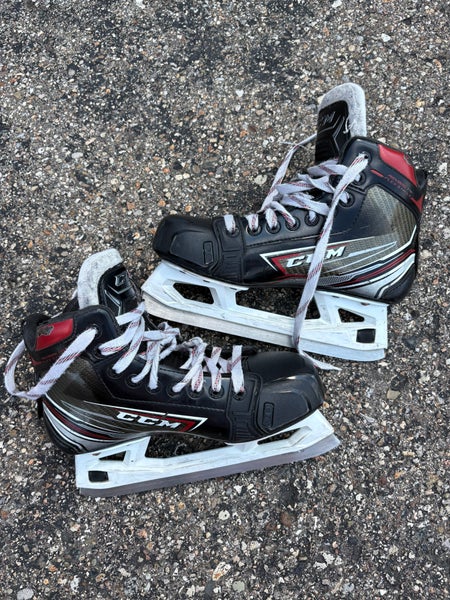 Intermediate CCM FT460 Hockey Goalie Skates | Size 4.5 (Used)