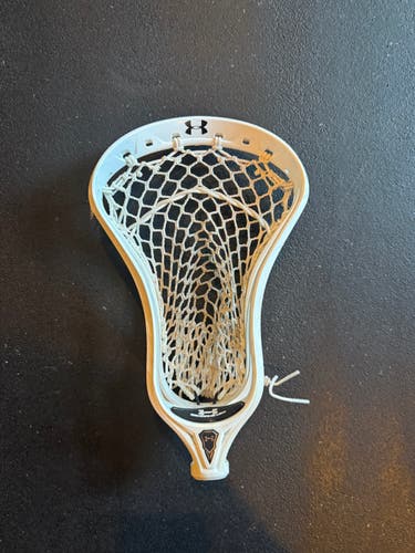 Under Armour Strung Command Low Head (Used)