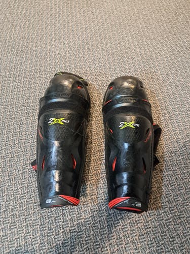 Senior Bauer Vapor APX2 14" Shin Pads (Used - EXCELLENT CONDITION)