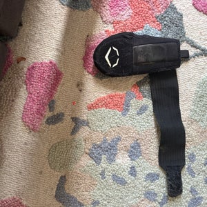 Black Junior EvoShield Sliding Mitt (Used)
