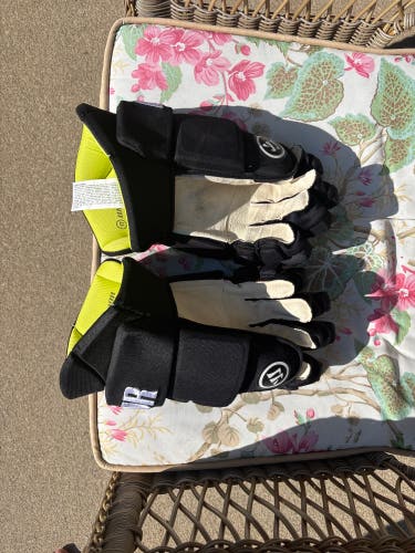 Warrior 15 inch gloves