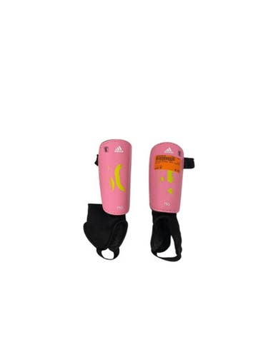 Used Adidas Soccer Shin Guards Junior Pink MD 11847-S000028566
