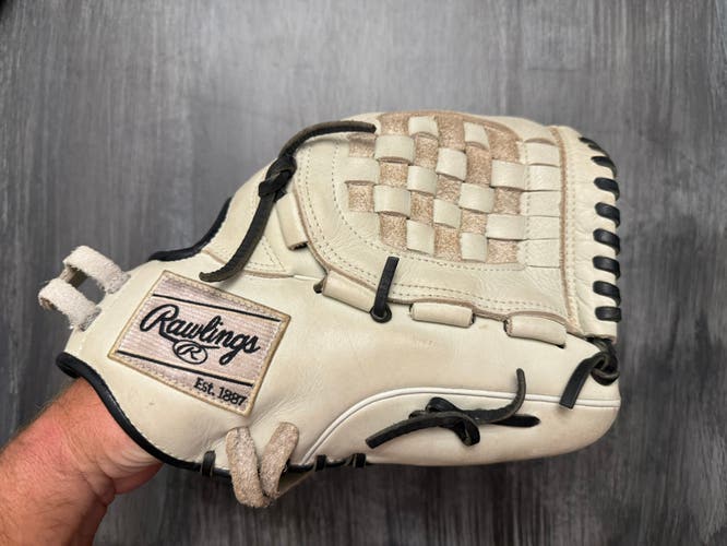 Rawlings Gold Glove Elite RH Infield Baseball Glove 12" (Used)