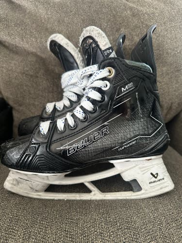 2024 Bauer Supreme M50 Pro Hockey Skates Size 4 (Used)