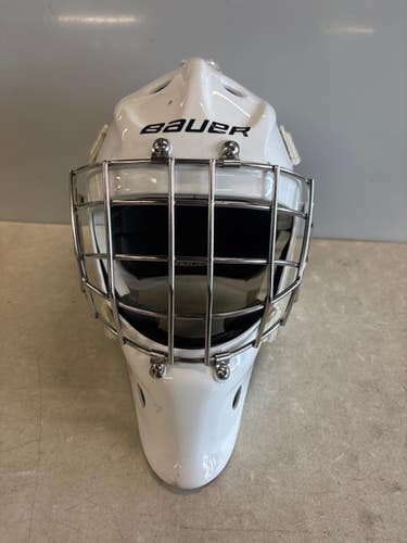Used Bauer 940 Senior Goalie Helmet/Mask White MD 11858-S000077959