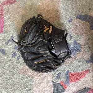Mizuno Power Close RH Catcher's Baseball Glove (Used)