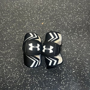 Used Under Armour ELBOW CAPS Lacrosse Arm Pads/Guards Black SM 11849-S000030585