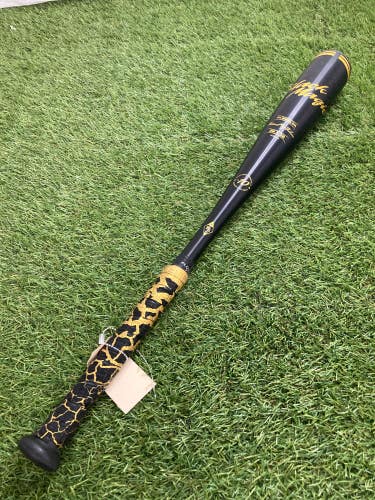 Easton Black Magic (2 3/4") USSSA Bat 2023 (-10)