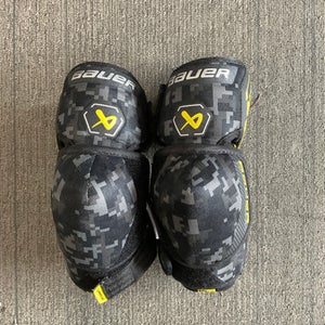 Used Bauer M3 Senior Elbow Pads Black MD 11614-S000219277